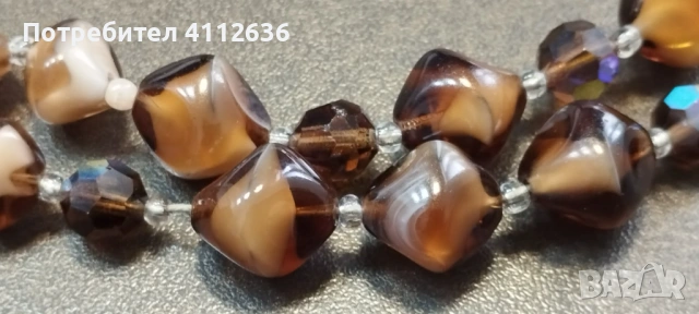 Двуредно винтидж колие от чешко стъкло в опушено кафяво, снимка 4 - Колиета, медальони, синджири - 53221412