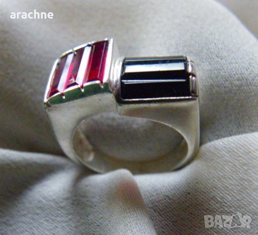 Стар западноевропейски сребърен пръстен с рубини и сапфири, снимка 7 - Пръстени - 35125013