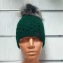 Нова дамска плетена шапка с помпон/пух в зелен цвят, снимка 2