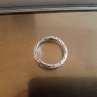 Дамски пръстен Pandora , снимка 1 - Пръстени - 40435370