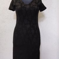 Дамска елегантна черна рокля, снимка 1 - Рокли - 42947296
