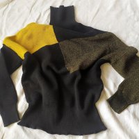 Дамски пуловер блуза с дълъг ръкав, снимка 1 - Блузи с дълъг ръкав и пуловери - 38463332