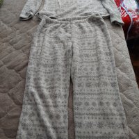 Плюшена пижама, снимка 1 - Пижами - 40627311