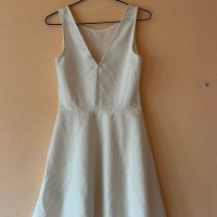 H&M Бяла разкроена рокля 38 размер 👗, снимка 4 - Рокли - 44016168