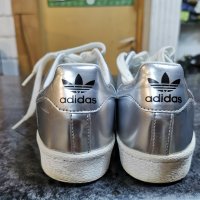 Страхотни кецове Adidas Superstar boost, снимка 4 - Кецове - 43078603