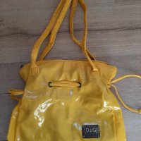 Чанта D&G жълт лак, снимка 1 - Чанти - 28478671