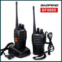 Baofeng BF-888S Пълен комплект два броя радиостанция/слушалки/, снимка 1 - Друга електроника - 37097713
