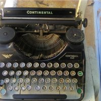 Стара германска пишеща машина Контитентал от 40 - те години на ХХ век, снимка 1 - Антикварни и старинни предмети - 43760498
