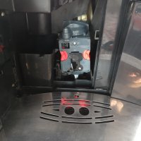 Продавам кафемашини внос от Германия робот лълен автомат  DELONGHI ESAM 5500 PERFEKTA, снимка 6 - Кафемашини - 27478552