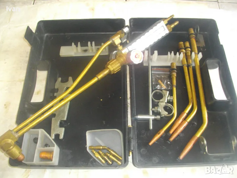 НОВИ КРАКРА ЗЗМ ПЕРНИК Куфар комплект българска газо-пламъчна горелка и резак за рязане заваряване , снимка 1