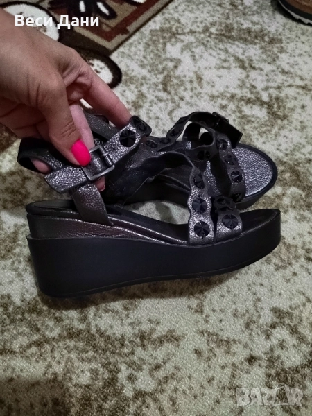 сникърси и др 38н, снимка 1