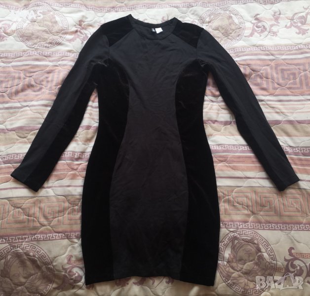 Нова H&M вталяваща черна рокля с дълъг ръкав кадифе XS-S, снимка 1