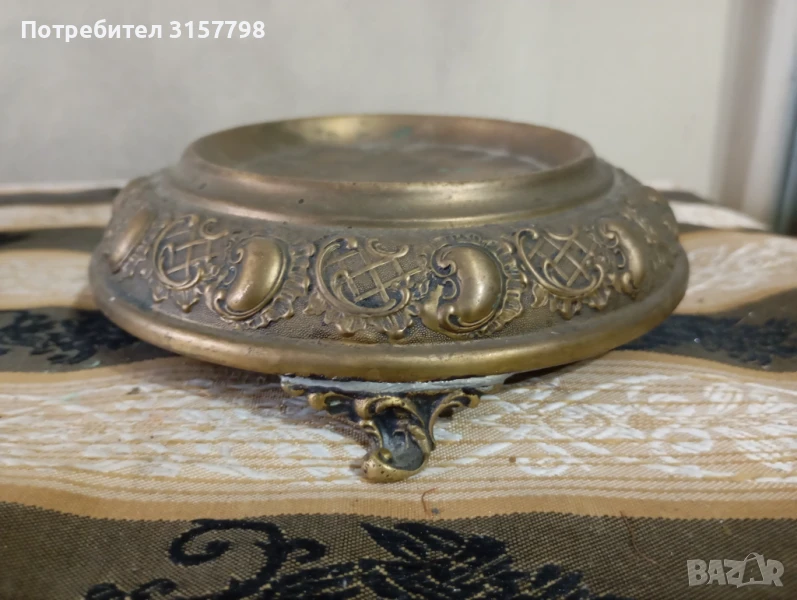 Стара купичка,поставка, снимка 1