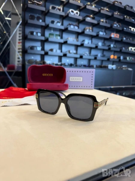 очила с черен обикновен калъф gucci , снимка 1