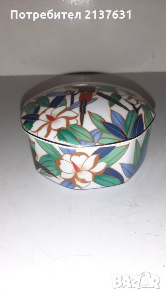 НОВА  ! ПОРЦЕЛАНОВА КУТИЯ за БИЖУТА , снимка 1