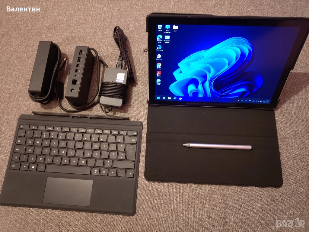 Microsoft Surface Pro 6 /i7 8th/ 8GB Ram/ 256 SSD пълен комплект, снимка 1