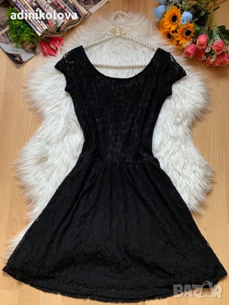 Дантелена рокля, снимка 1