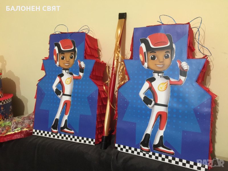 -36% Пинята Пламъчко и машините - обемна фигура, снимка 1