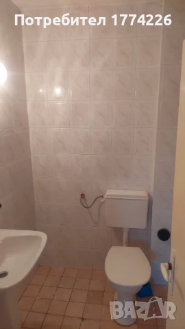 Продавам тристаен апартамен в кв. Калето, снимка 5 - Апартаменти - 51291995