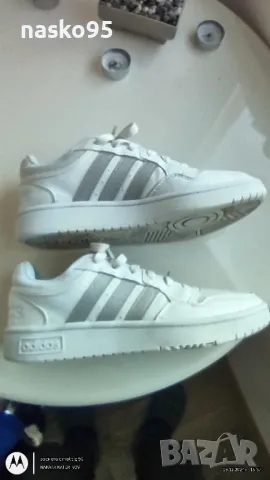 Adidas бели маратонки -38 номер, снимка 3 - Маратонки - 48405792