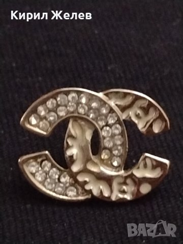 Атрактивни златисти дамски обеци тип ШАНЕЛ с кристали Сваровски перфектни 37434, снимка 3 - Обеци - 40411209