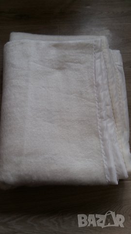 БЯЛО ОДЕАЛО , снимка 4 - Олекотени завивки и одеяла - 40449950