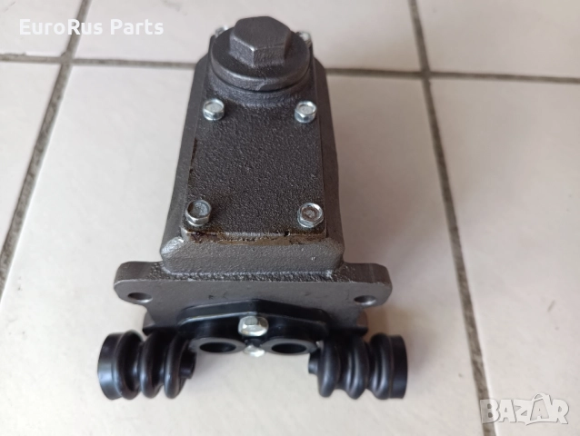 Спирачна помпа ГАЗ 21 ГАЗ 66 комбинирана двойна