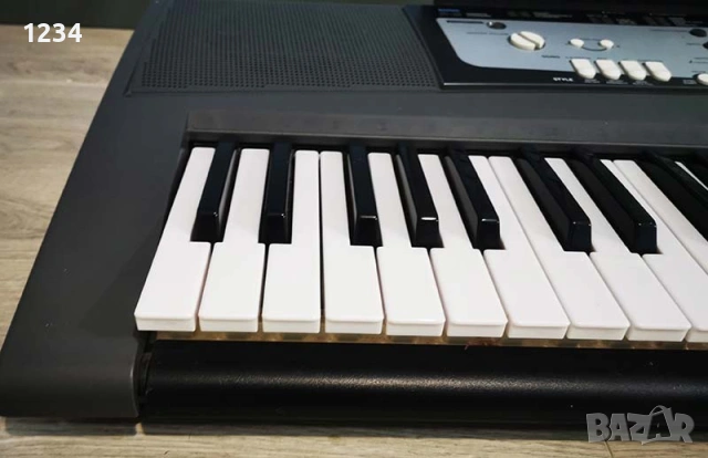 Синтезатор клавир YAMAHA EZ-200 с динамична светеща клавиатура 5 октави, снимка 9 - Синтезатори - 53599550
