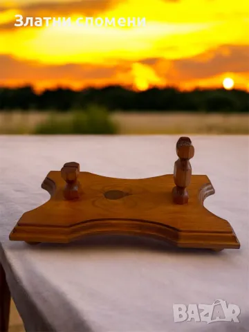 Настолна дървена стойка за нож – стил и удобство!, снимка 3 - Ножове - 49632373