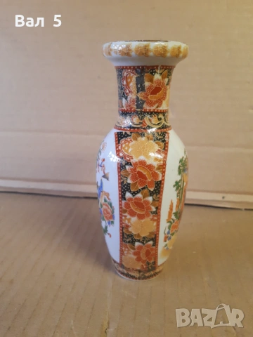 Стара китайска порцеланова ваза . Порцелан, снимка 2 - Антикварни и старинни предмети - 53075135