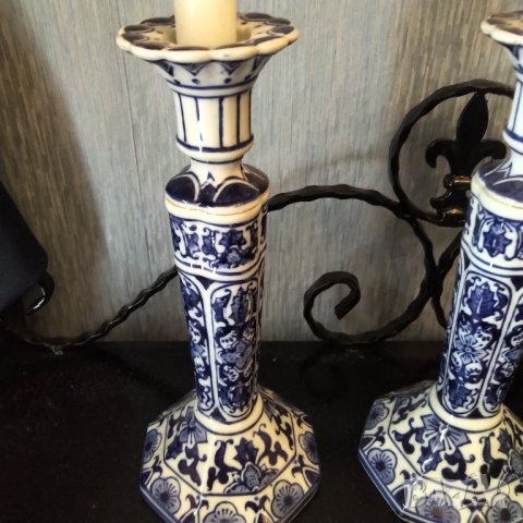 Двойка порцеланови свещници ръчна изработка , снимка 2 - Декорация за дома - 37720809