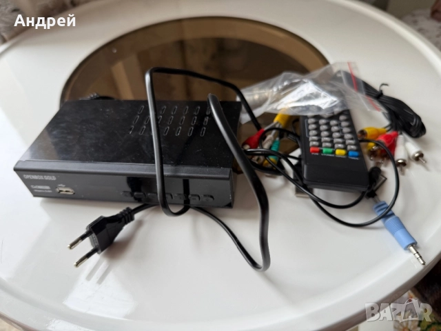 Цифров телевизионен приемник openbox gold g-444