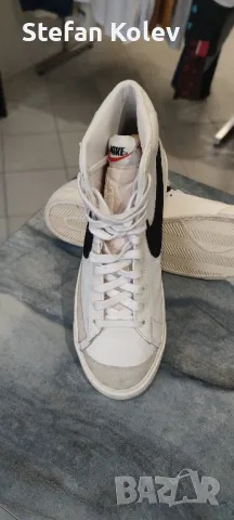 OUTLET Дамски кецове NIKE, снимка 2 - Маратонки - 49195246