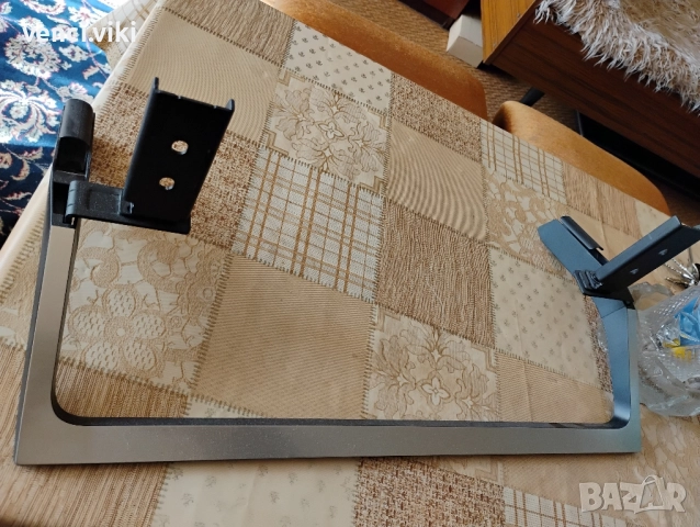 Оригинална стойка за телевизор SONY ,KD-55XE7077,KD-55XE7005,KD-55XE7096 , снимка 2 - Части и Платки - 52271823