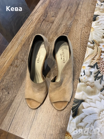 Дамски сандали