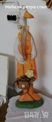 Голяма дървена фигура на пате, ръчна изработка. Великденска украса от рисувано дърво за вашия дом., снимка 1