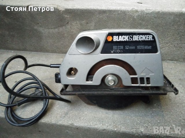 Ръчен циркуляр Black&Decker 1020W