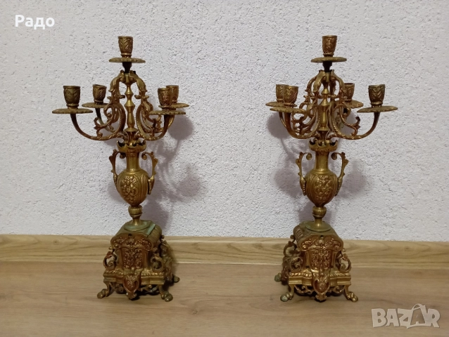 Комплект от два големи масивни бронзови свещника - свещник