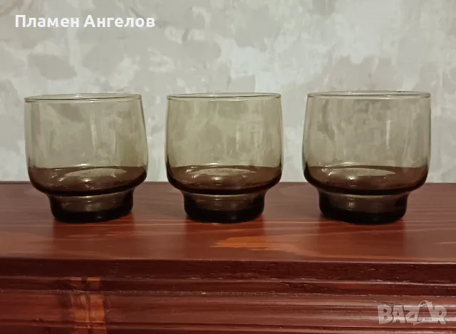 3 броя чаши френски аркопал. 