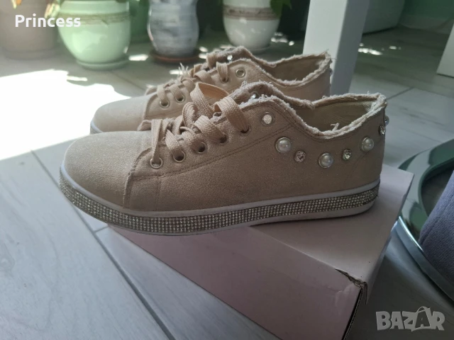 Дамски обувки 39 размер, снимка 4 - Дамски ежедневни обувки - 51430382