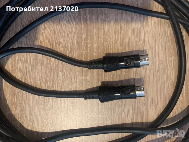 Продавам за ПРЕЗАПОЯВАНЕ два кабела 13 pin за Roland  GR guitar synths   е 9 метра а другия 5 метра, снимка 2 - Други - 52664370