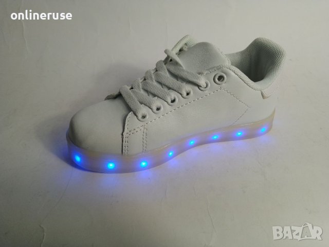 Дамски светещи маратонки , снимка 2 - Маратонки - 40439287