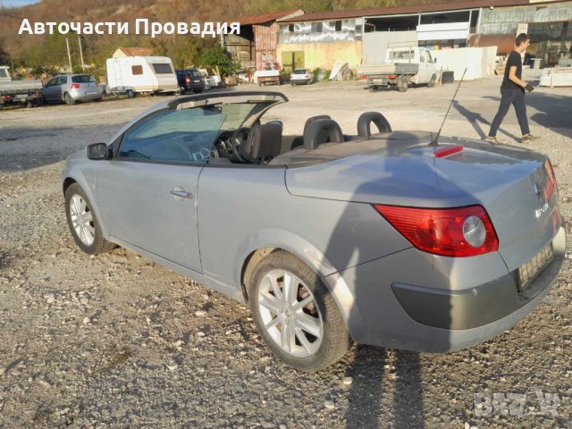 Рено Меган 1,6 16V, 2005 г на части, снимка 6 - Автомобили и джипове - 43020952