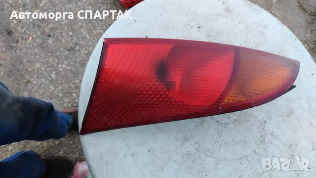 Ляв и десен стоп за Ford Focus