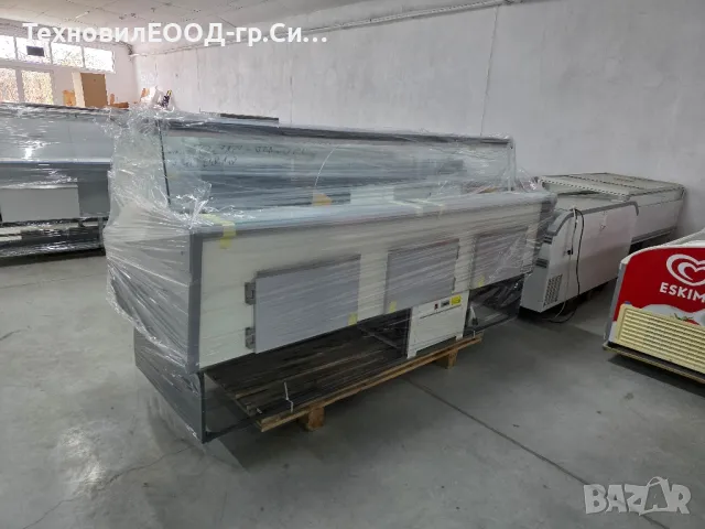 Хладилна витрина 250х110, снимка 4 - Витрини - 49925969