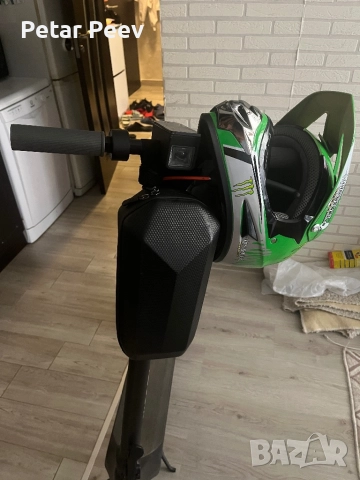Електрическа Тротинетка + каска и чанта - Xiaomi Electric Scooter 4 Lite (2nd Gen), снимка 6 - Други спортове - 51701448