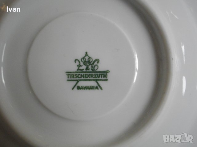 Позлатен Порцеланов Антикварен Колекционерски Сервиз За Кафе На Бавария-Йосип Броз Тито-Лукс, снимка 15 - Сервизи - 40110252