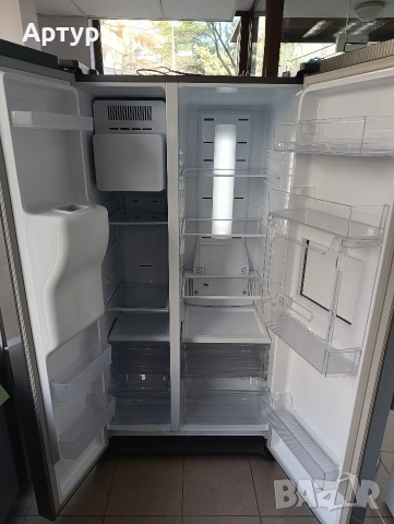 Хладилник Samsung , снимка 5 - Хладилници - 53476179