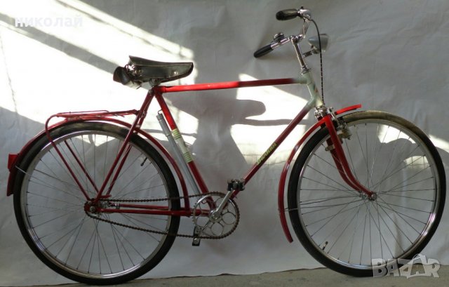 Ретро велосипед марка Балкан 28 " произведен през 1974 година в Н. Р. България  гр. Ловеч ВМЗ, снимка 2 - Велосипеди - 38604670