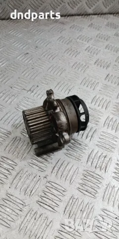 Водна помпа VW Golf Plus 2.0TDI 140hp 16v BKD 2005г.	